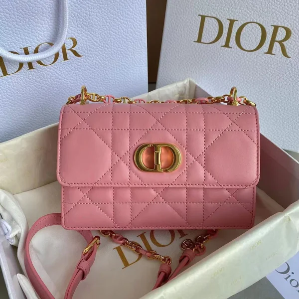 Dior-chain-handbag